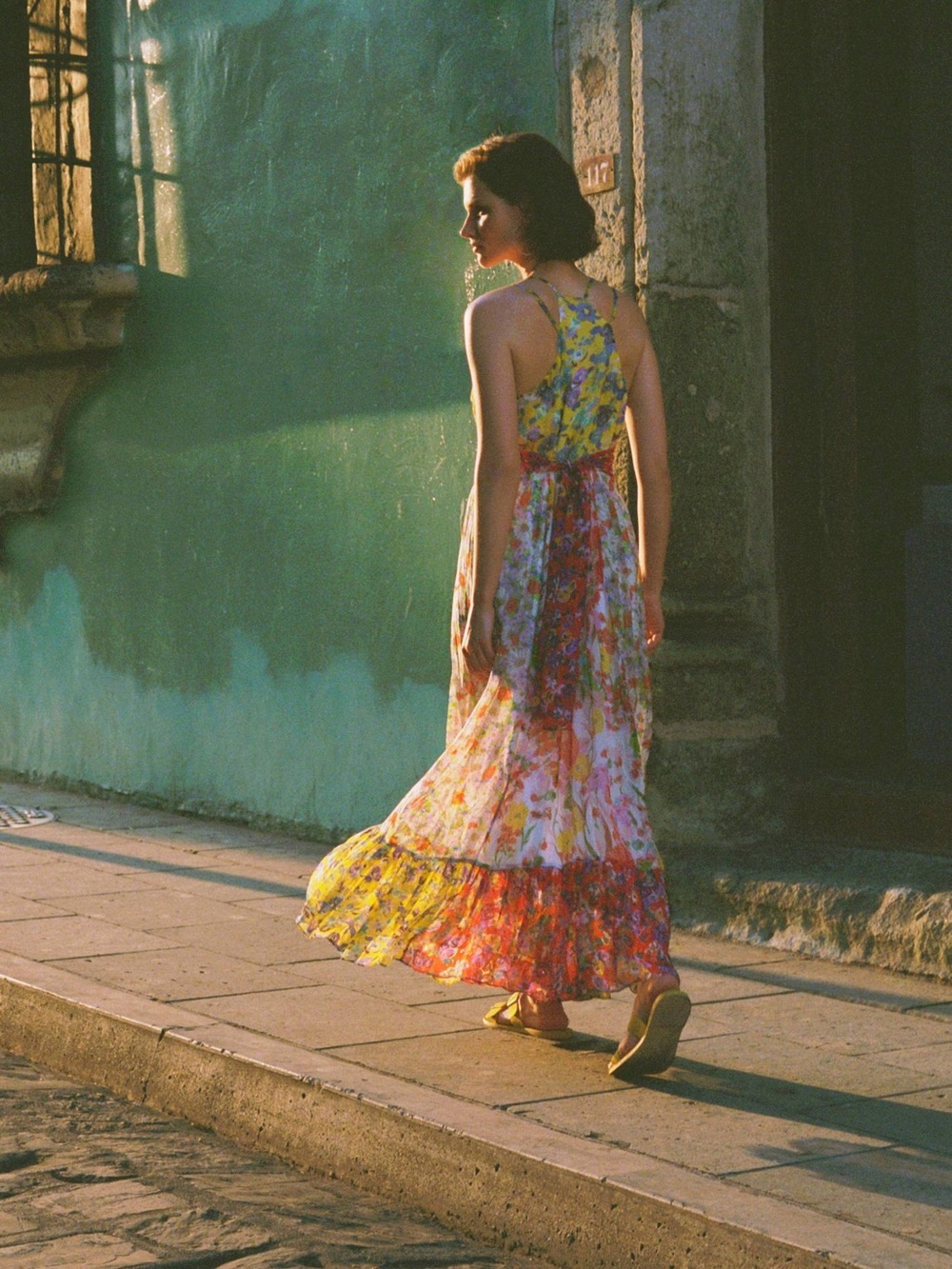 ANTHROPOLOGIE Malibu Floral Maxi Dress size 6 boho summer coastal chic flowy